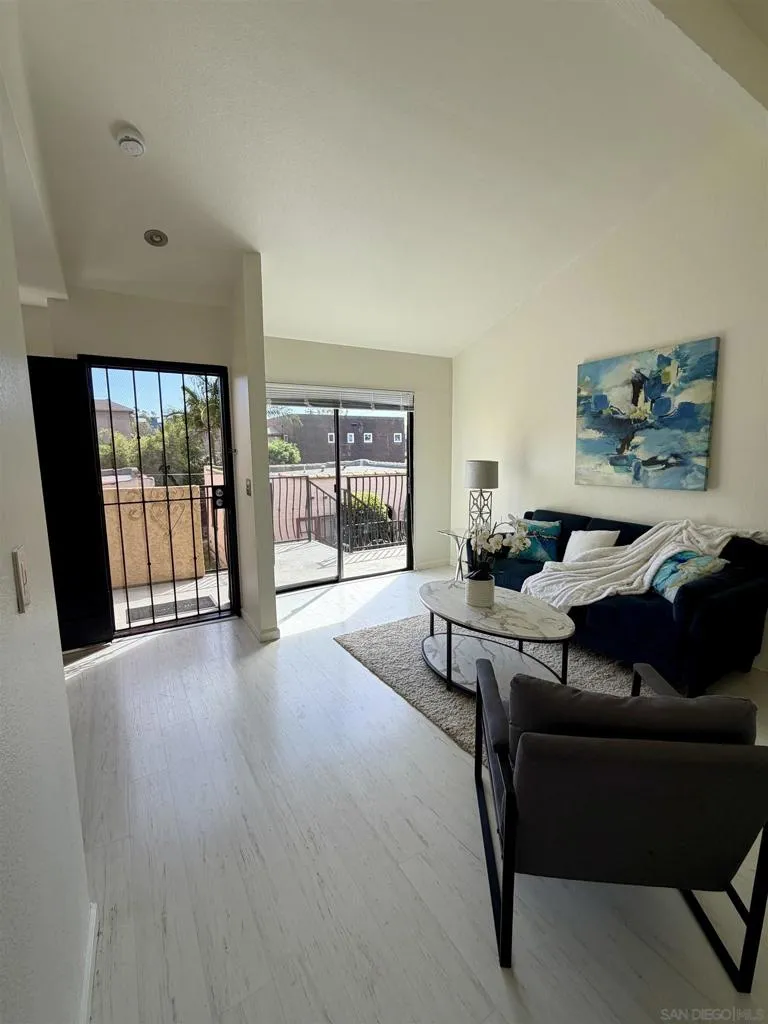 4383 Kansas St #7 San Diego, CA 92104