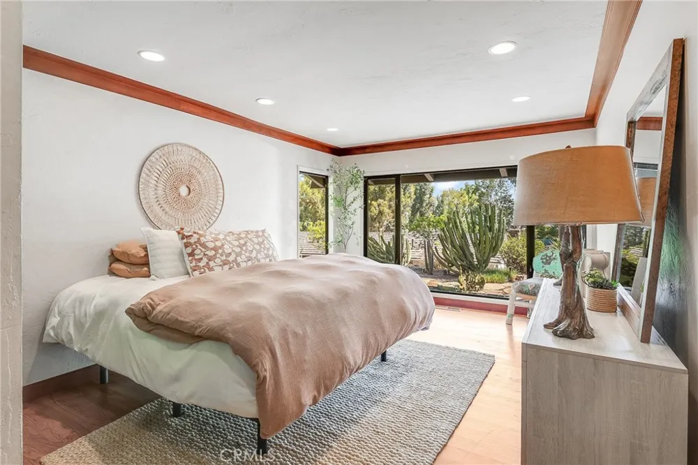 21 Eastfield Rolling Hills, CA 90274