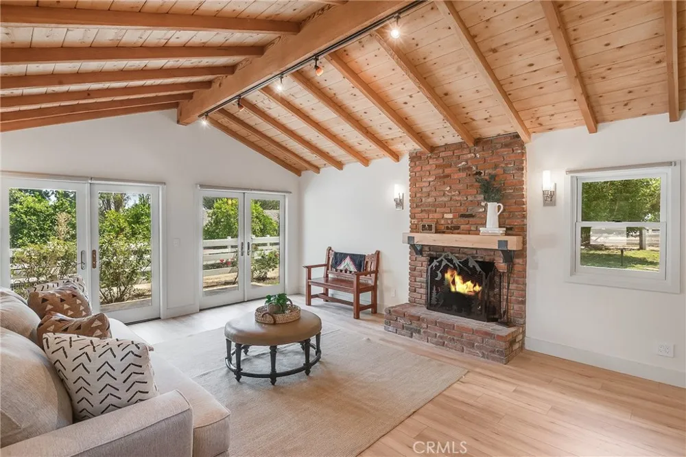 21 Eastfield Rolling Hills, CA 90274