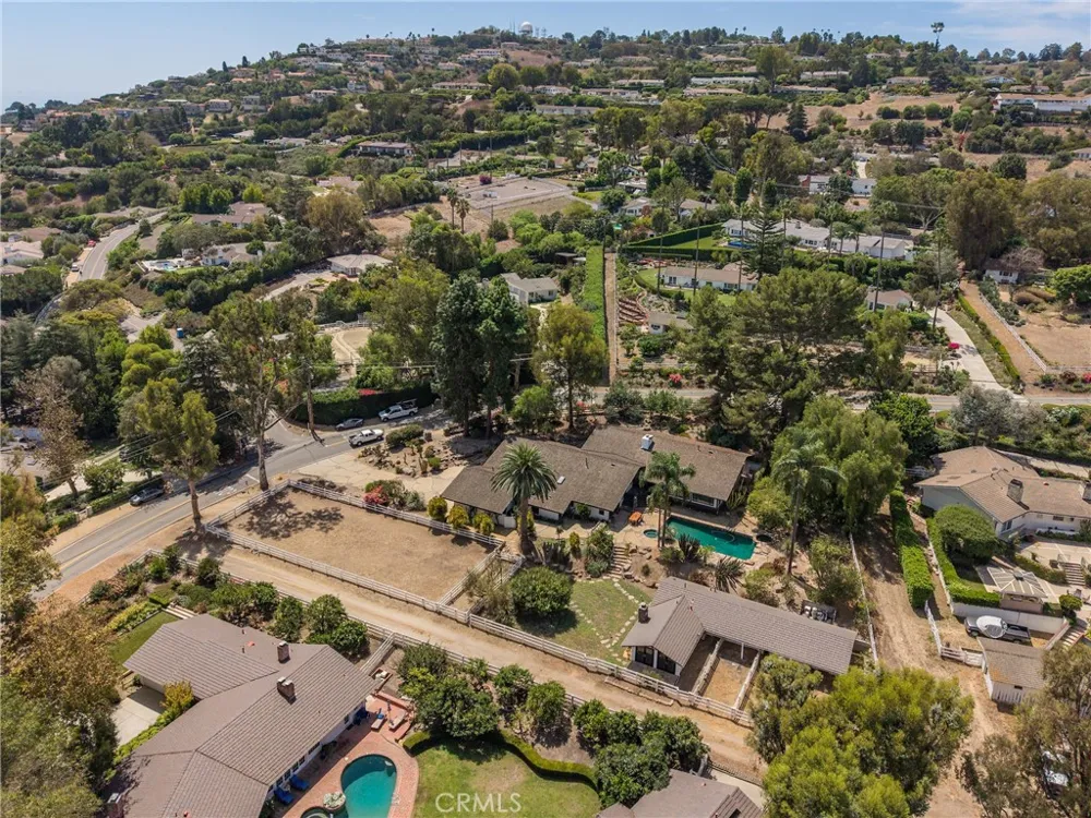 21 Eastfield Rolling Hills, CA 90274