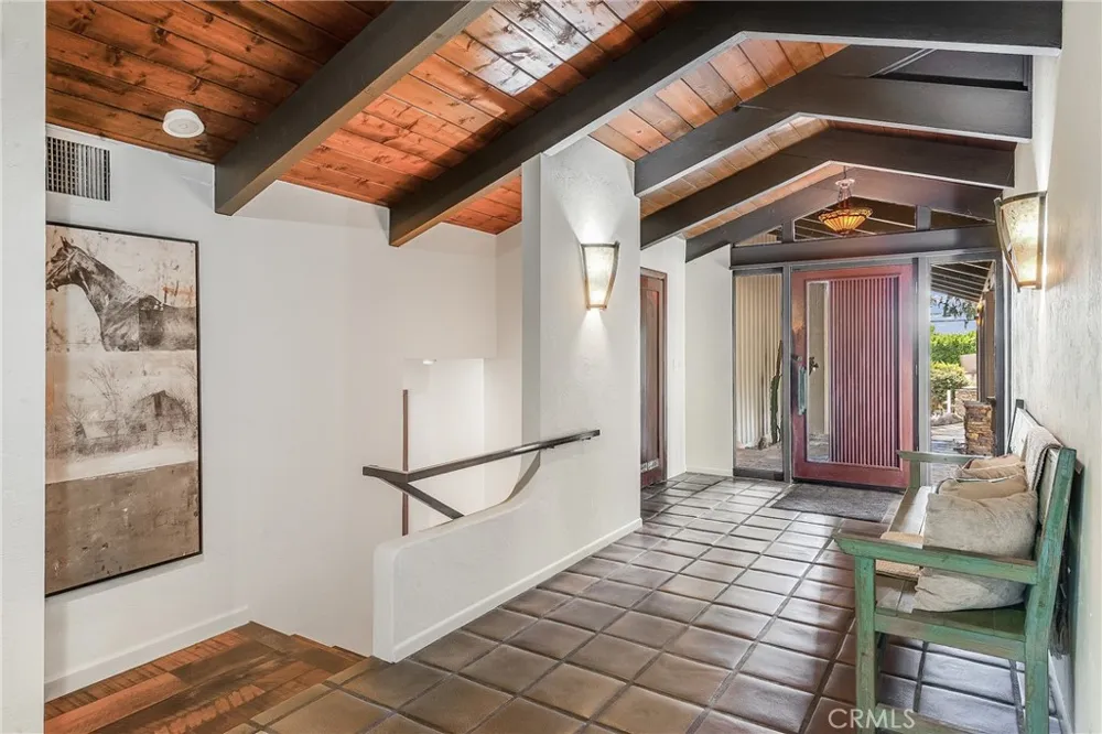 21 Eastfield Rolling Hills, CA 90274