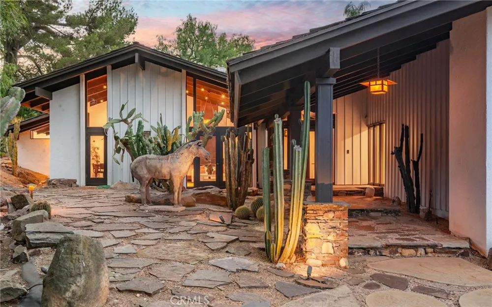 21 Eastfield Rolling Hills, CA 90274