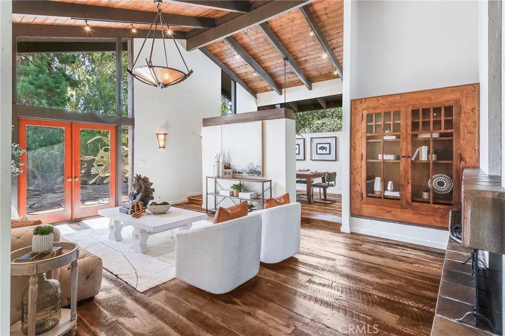 21 Eastfield Rolling Hills, CA 90274