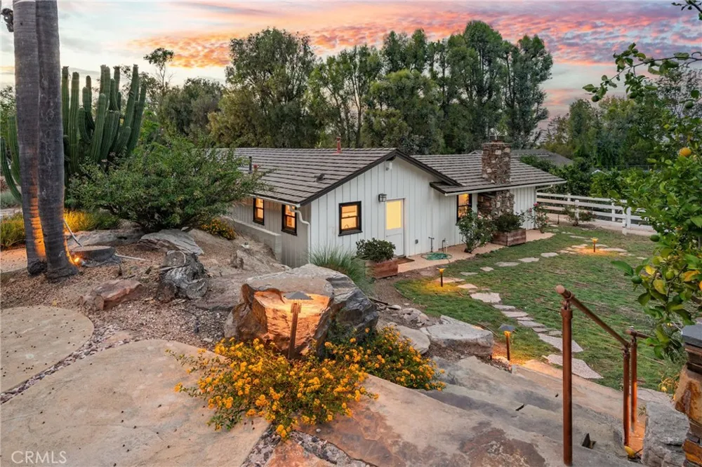 21 Eastfield Rolling Hills, CA 90274