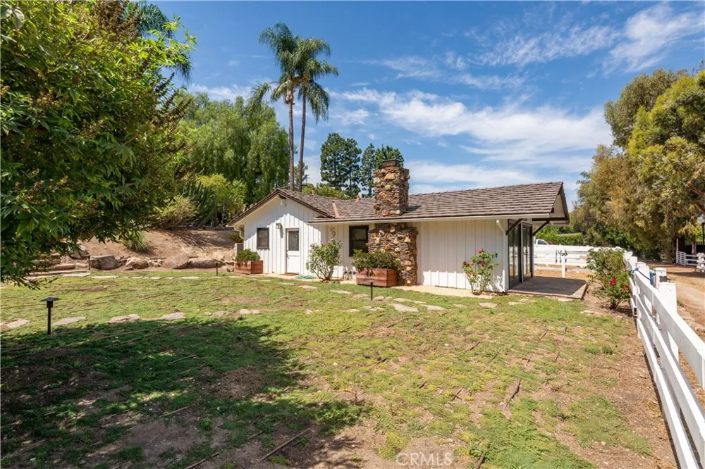 21 Eastfield Rolling Hills, CA 90274