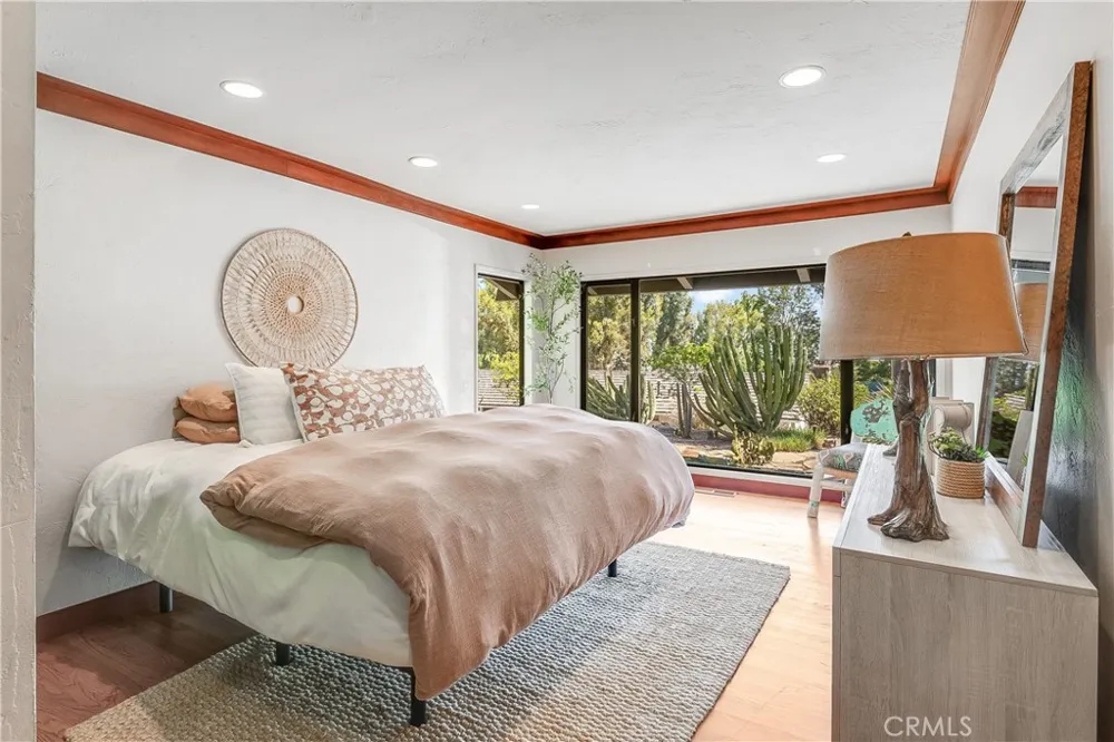 21 Eastfield Rolling Hills, CA 90274