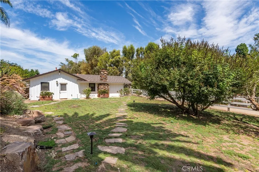 21 Eastfield Rolling Hills, CA 90274