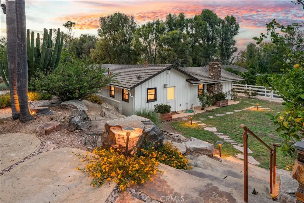 21 Eastfield Rolling Hills, CA 90274