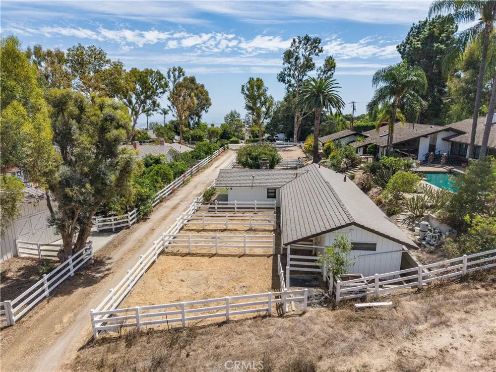 21 Eastfield Rolling Hills, CA 90274