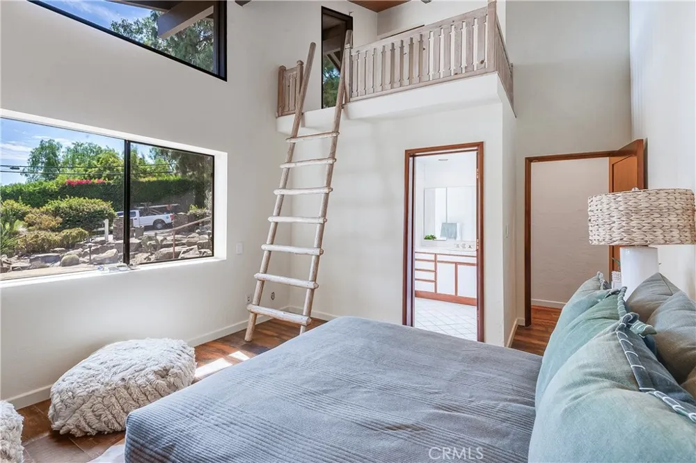 21 Eastfield Rolling Hills, CA 90274
