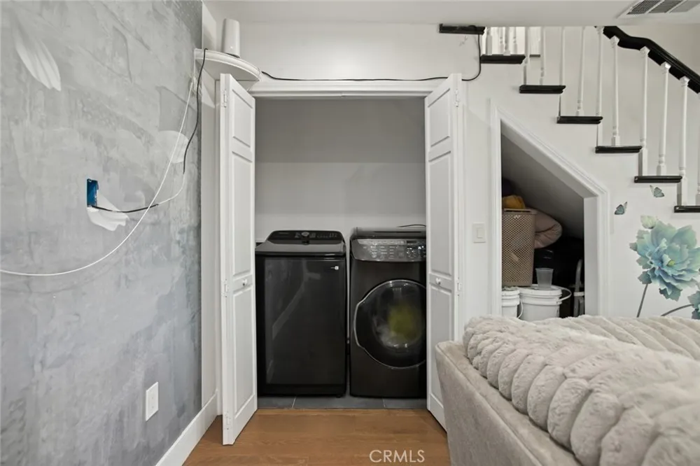 5244 Via Corona Street Los Angeles, CA 90022