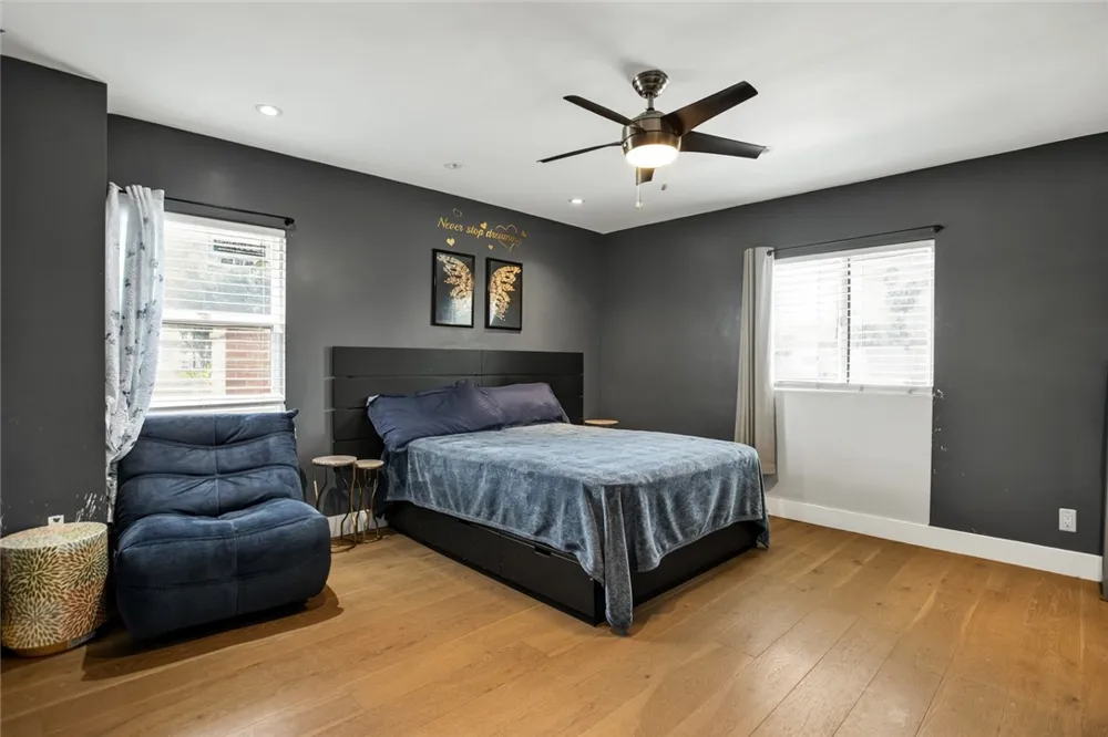 5244 Via Corona Street Los Angeles, CA 90022