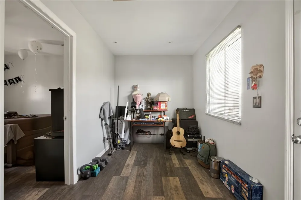 5244 Via Corona Street Los Angeles, CA 90022