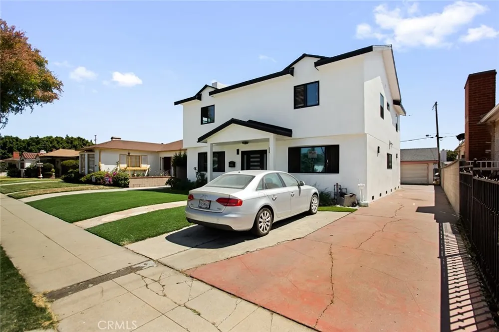5244 Via Corona Street Los Angeles, CA 90022