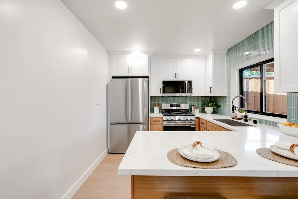 462 Hampstead Way Santa Cruz, CA 95062