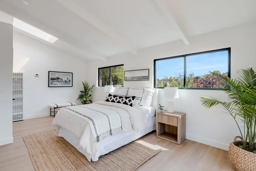 462 Hampstead Way Santa Cruz, CA 95062