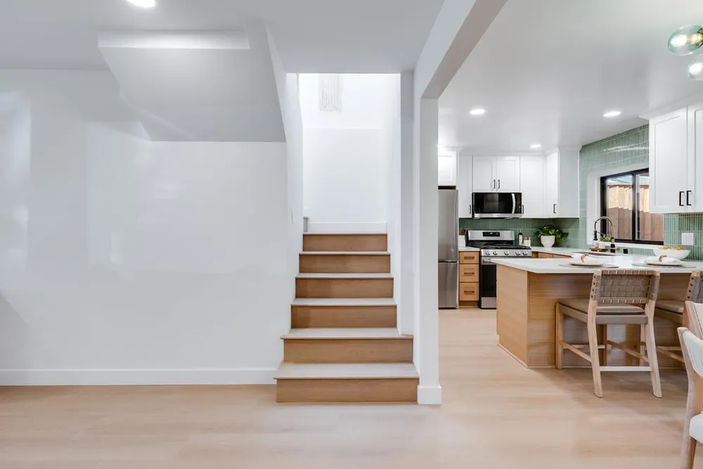 462 Hampstead Way Santa Cruz, CA 95062