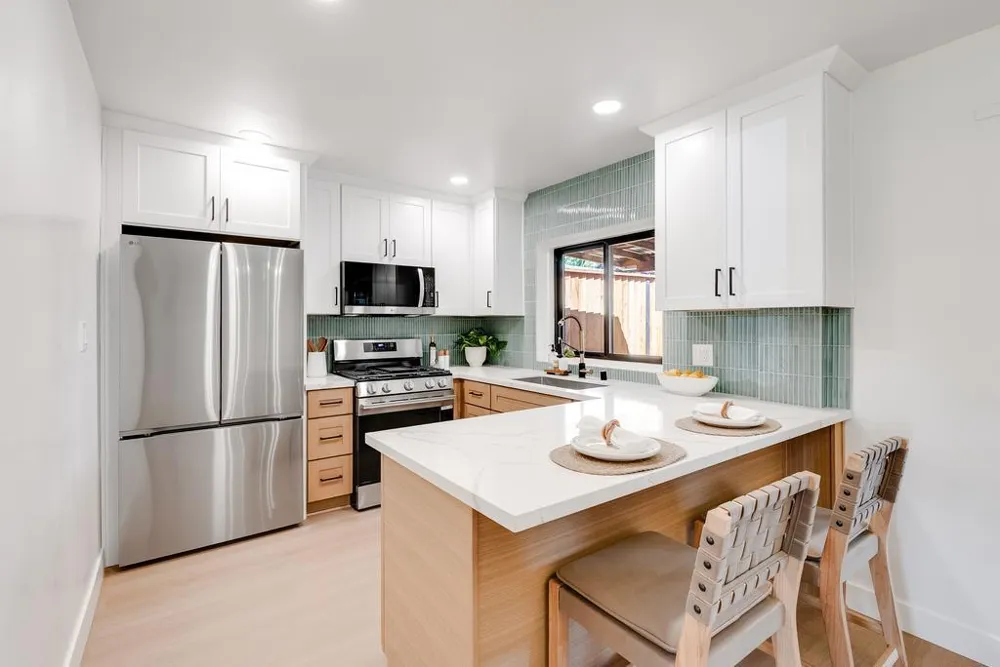 462 Hampstead Way Santa Cruz, CA 95062