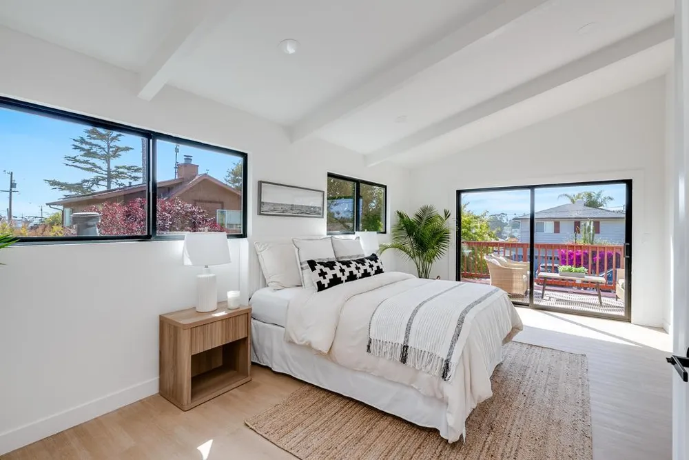 462 Hampstead Way Santa Cruz, CA 95062