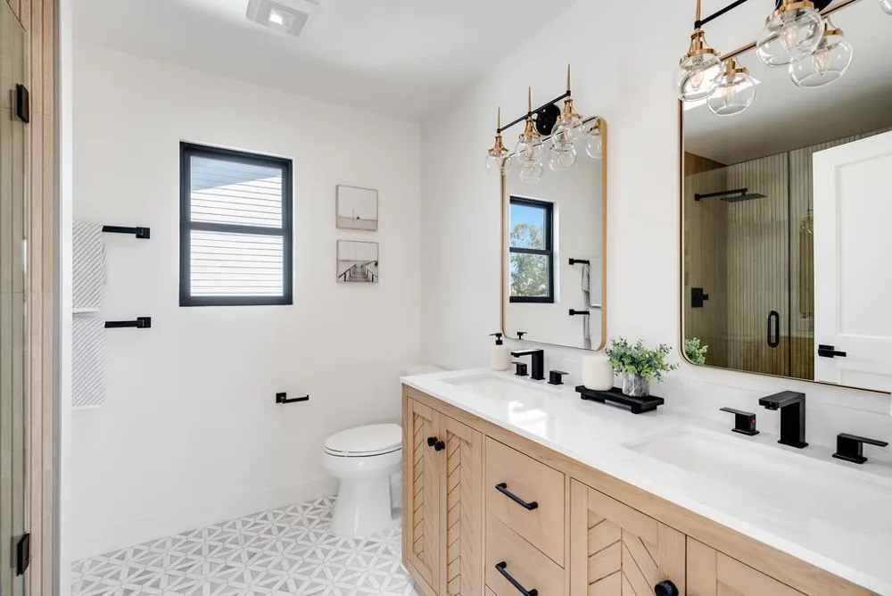 462 Hampstead Way Santa Cruz, CA 95062
