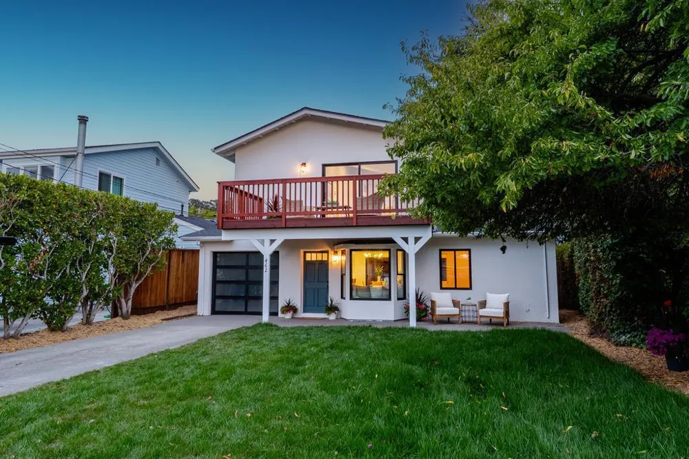 462 Hampstead Way Santa Cruz, CA 95062