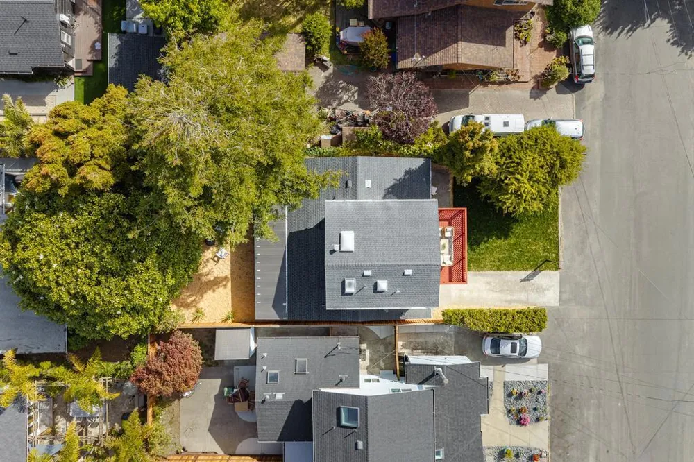 462 Hampstead Way Santa Cruz, CA 95062