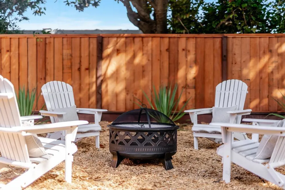 462 Hampstead Way Santa Cruz, CA 95062