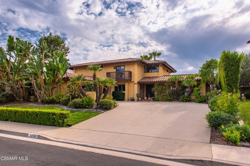 3515 Twin Lake Westlake Village, CA 91361