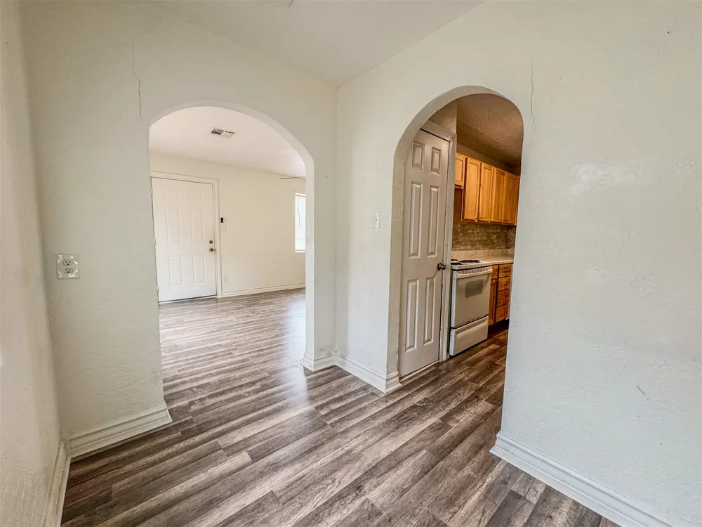 1507 SW D AVENUE Lawton, OK 73501