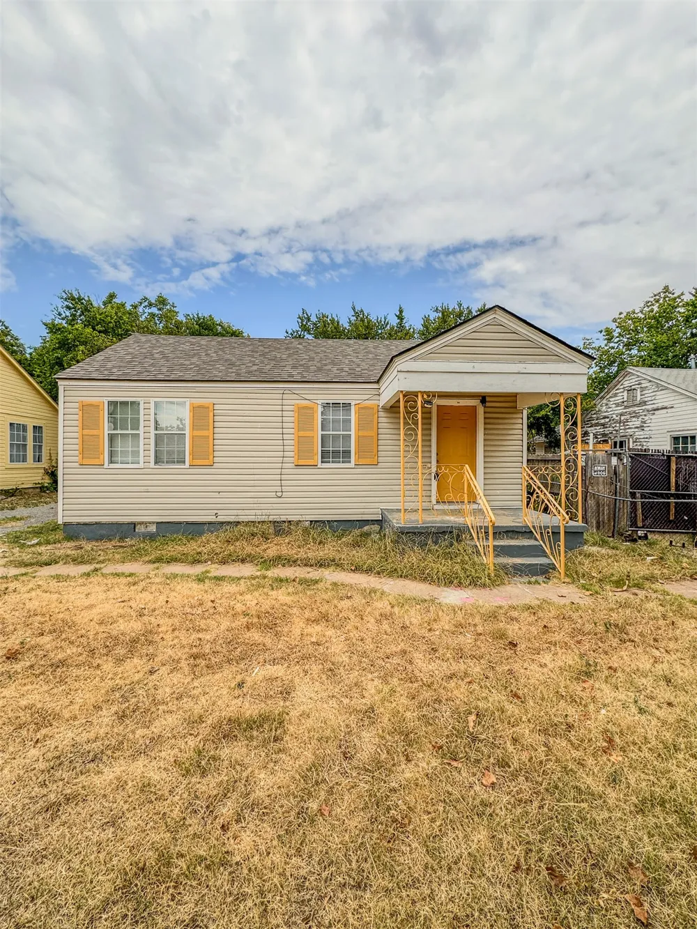 1507 SW D AVENUE Lawton, OK 73501