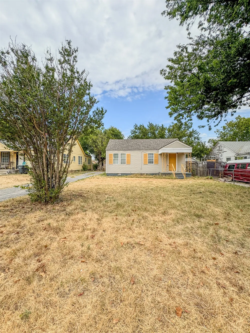 1507 SW D AVENUE Lawton, OK 73501