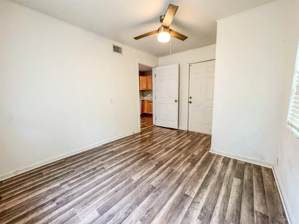 1507 SW D AVENUE Lawton, OK 73501