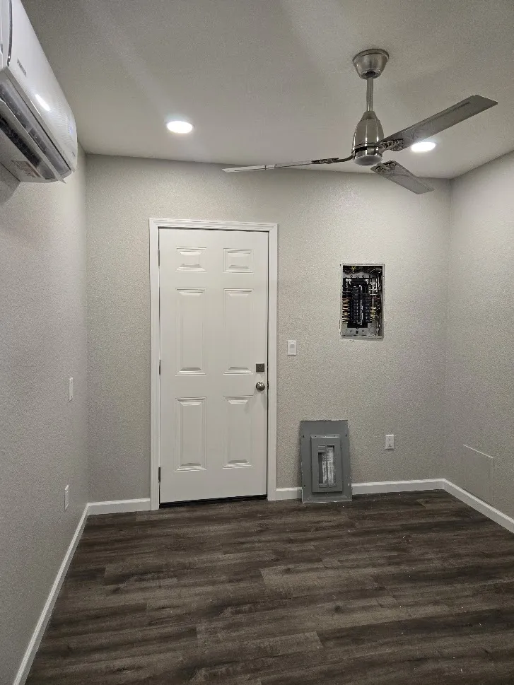 517 Main Street #1/2 Sand Springs, OK 74063