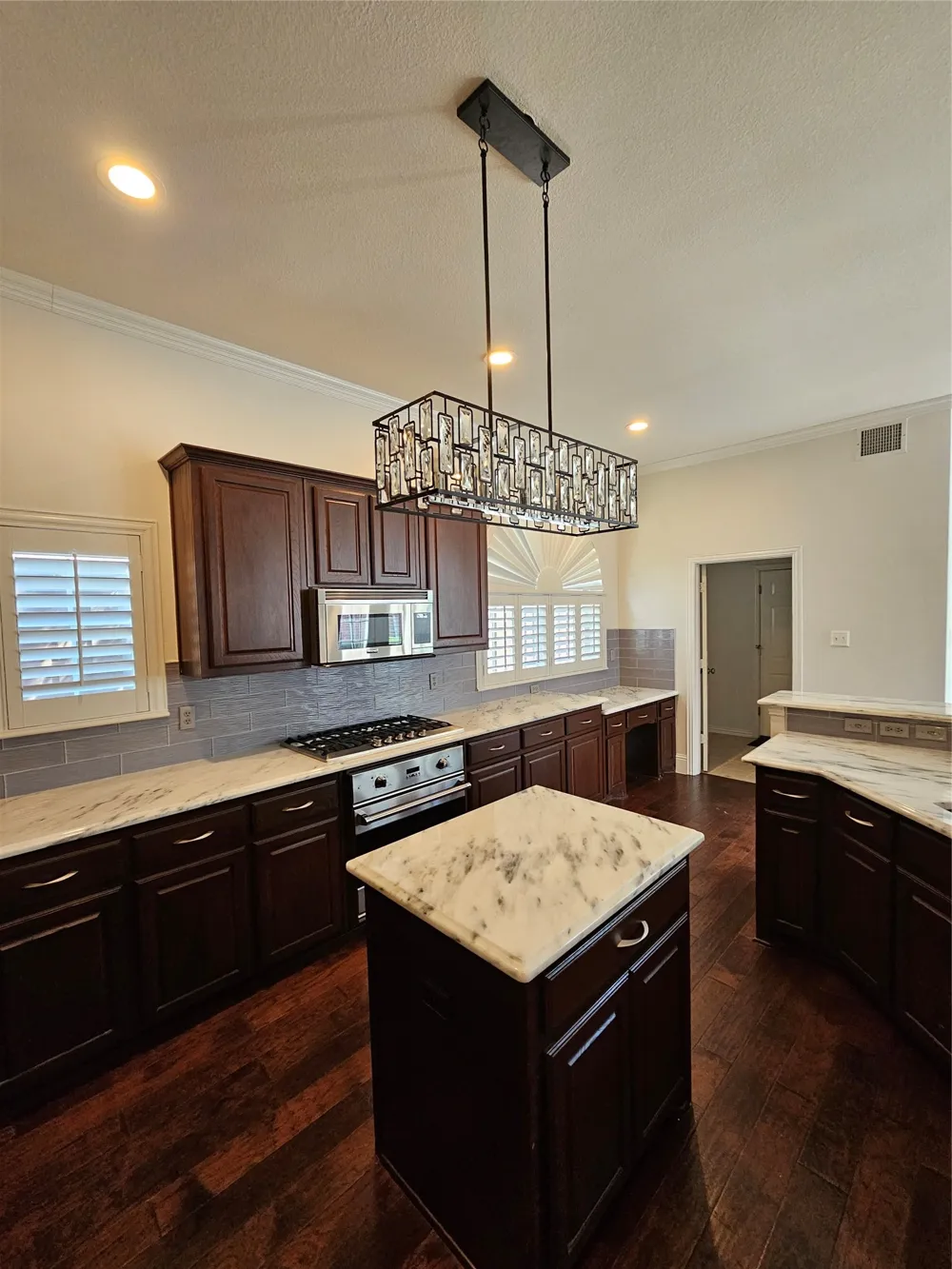 3904 Moonbeam Court Plano, TX 75074