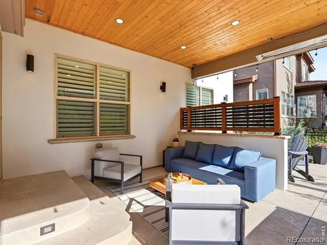 10562 Montecito Drive Lone Tree, CO 80124