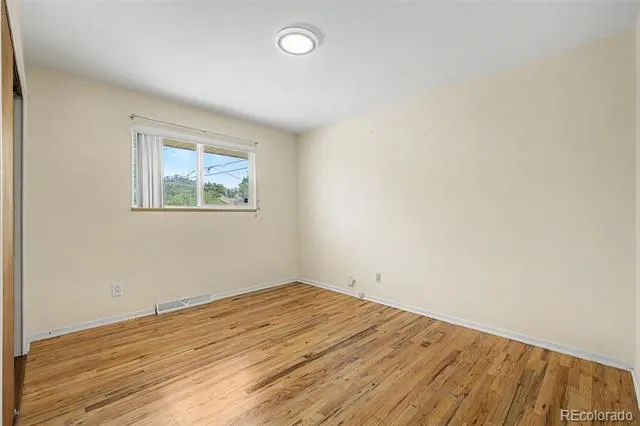 888 S Owens Court Lakewood, CO 80226