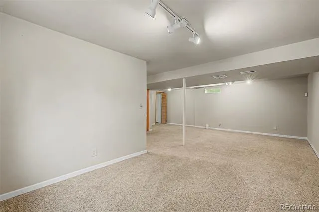 888 S Owens Court Lakewood, CO 80226