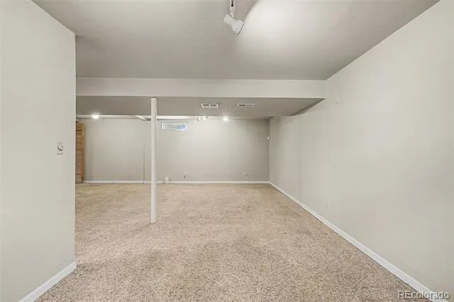888 S Owens Court Lakewood, CO 80226