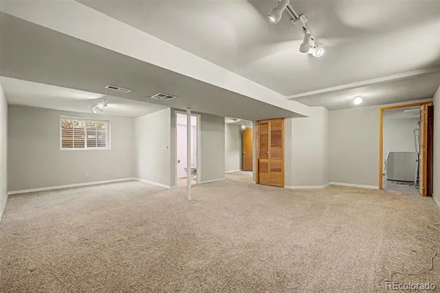 888 S Owens Court Lakewood, CO 80226