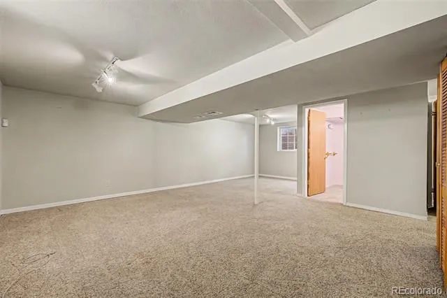 888 S Owens Court Lakewood, CO 80226