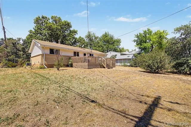 888 S Owens Court Lakewood, CO 80226
