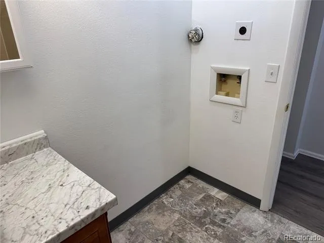 992 S Dearborn Way #7 Aurora, CO 80012