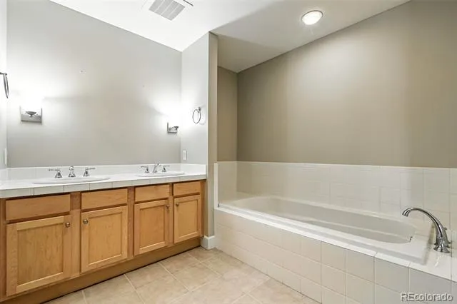 1631 Emerson Street #207 Denver, CO 80218