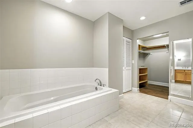 1631 Emerson Street #207 Denver, CO 80218