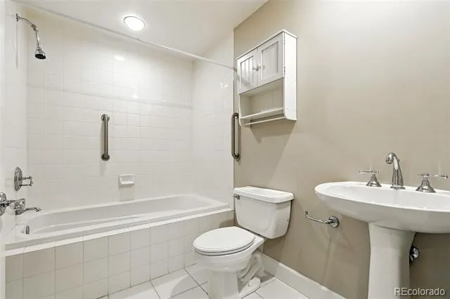 1631 Emerson Street #207 Denver, CO 80218