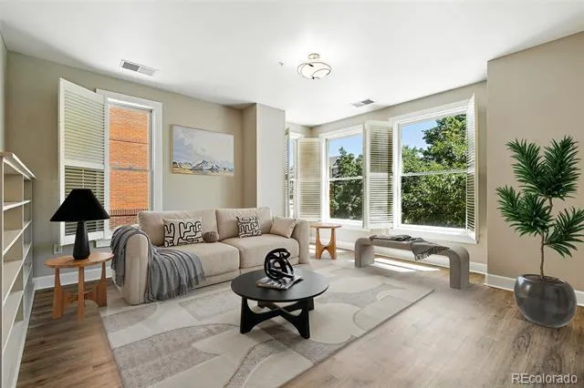1631 Emerson Street #207 Denver, CO 80218