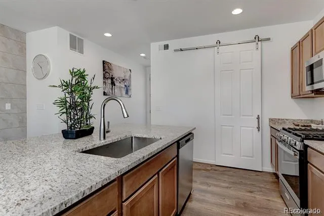 36 Uriah Street Aurora, CO 80018