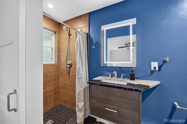 2860 S Jay Street Denver, CO 80227