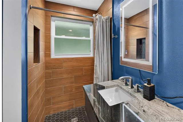 2860 S Jay Street Denver, CO 80227