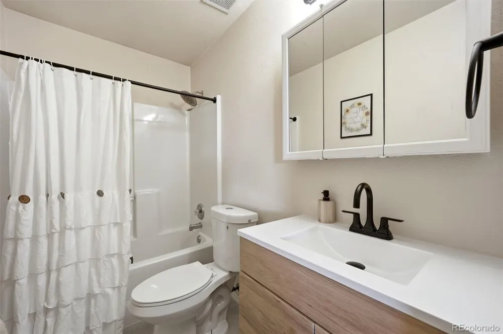 1218 E Onizuka Lane Pueblo West, CO 81007